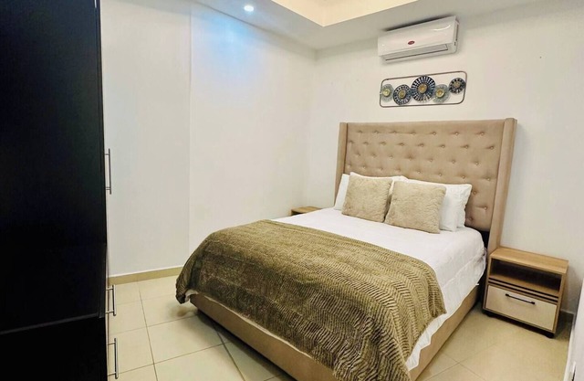 Luxury 2BR Penthouse in Ateneann