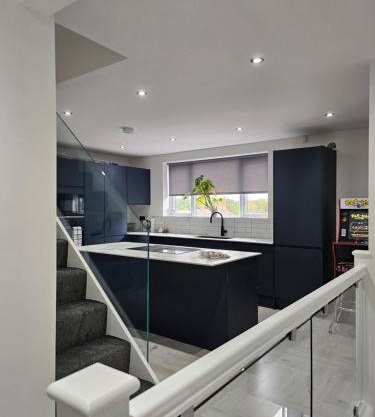 Luxury 3 bed next to city centre