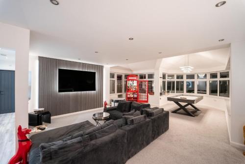 Luxury 3 bed Retreat with Hot tub