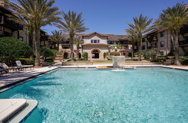 Luxury 3 bedroom 2 bath Condo in World Golf Village. Quiet location near pool.