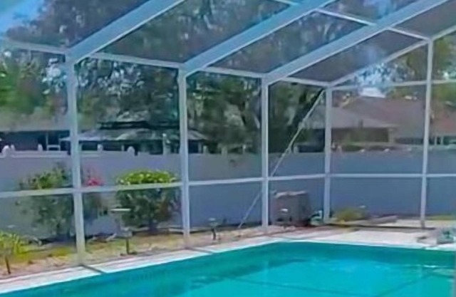 Luxury 3bd 2bath Pool home.