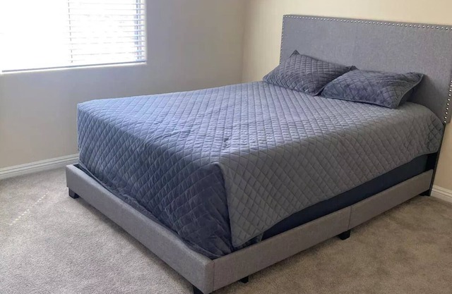 Luxury 3BR Loft Gated Community.n