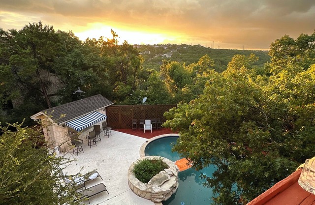 Luxury 4-Bedroom Custom Home with Pool & Stunning Views