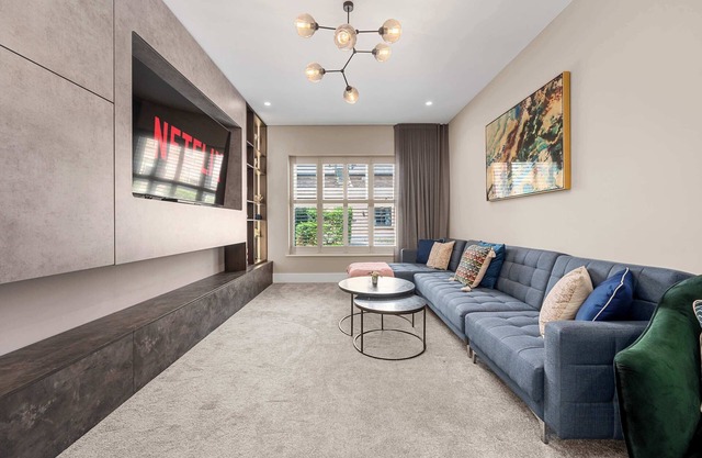 Luxury 5 Star Didsbury Home by City SuperHost