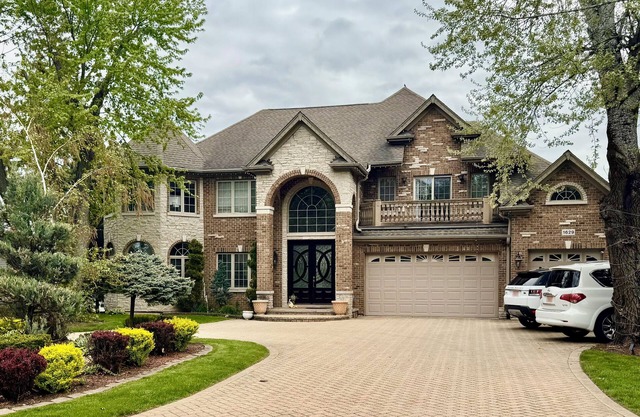 Luxury 5BR Family Getaway – Heated Pool, Hot Tub, Fire pit, Game Room,