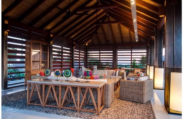 Luxury 5BR Villa W/Ocean & Rice Field View, Canggu - 12Min Drive To Tanah Lot!