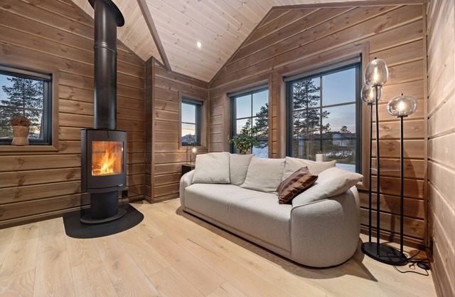 Luxury and spacious lodge for 8 people with modern furnishings and a beautiful location.