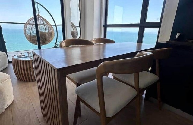 Luxury Apartment on 21th Floor