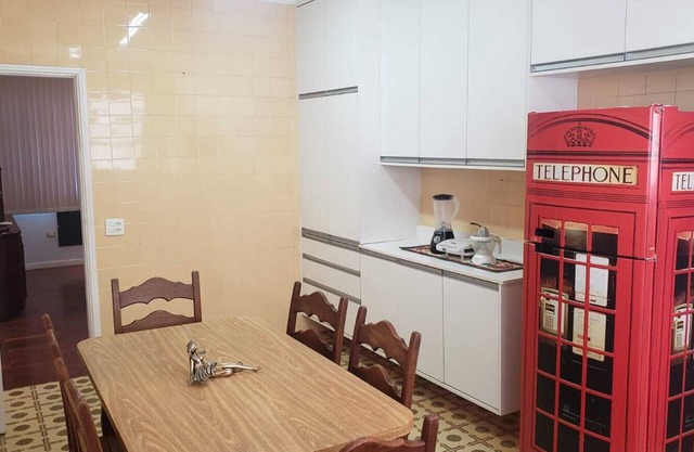 Luxury apartment, 50 steps from the beach, in the best neighborhood in Santos: Gonzaga