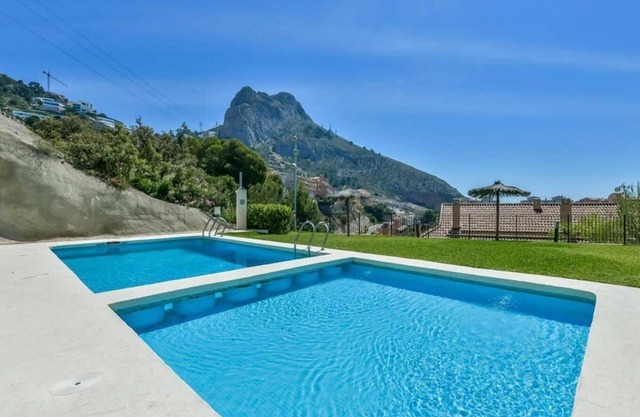 Luxury Apartment in Altea, Pueblo Mascarat - Climate - Wifi - 4 (+1) people