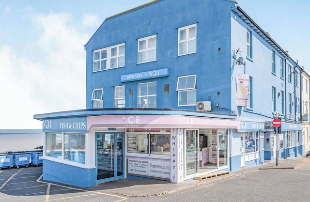 Luxury apartments with sea and pier views, right in the heart of North Norfolk.
