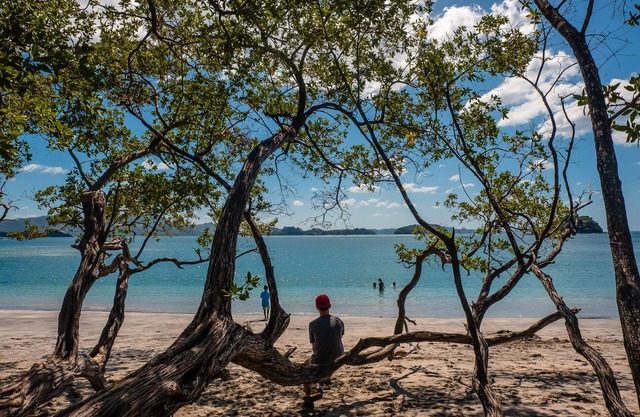LUXURY AT ITS FINEST Oceanfront 4-Bedroom Villa in Las Catalinas