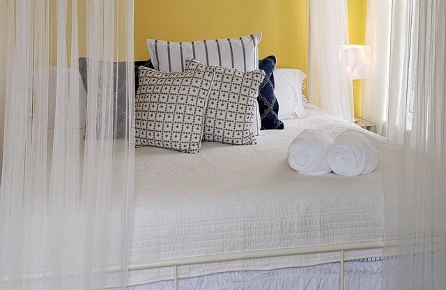 Luxury Awaits! 9,000 SF Mansion with 14 Bedrooms 5 Baths Theater Room seats 20!