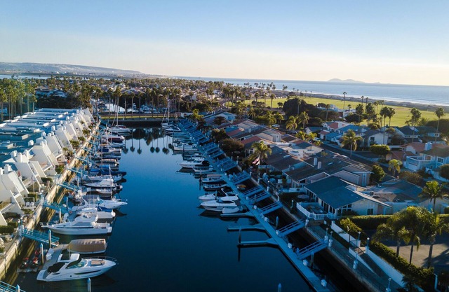 Luxury Beach House in the Coronado Cays; Beautifully Furnished, Sunset Views