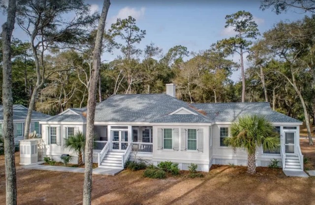 Luxury Beachfront Cottage in Daufuskie