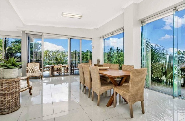 Luxury Beachfront Penthouse Dunk Island Views & Prime Village Location