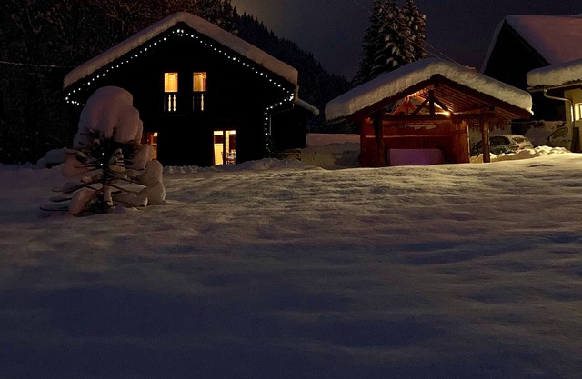Luxury chalet, mountain views, outdoor jacuzzi