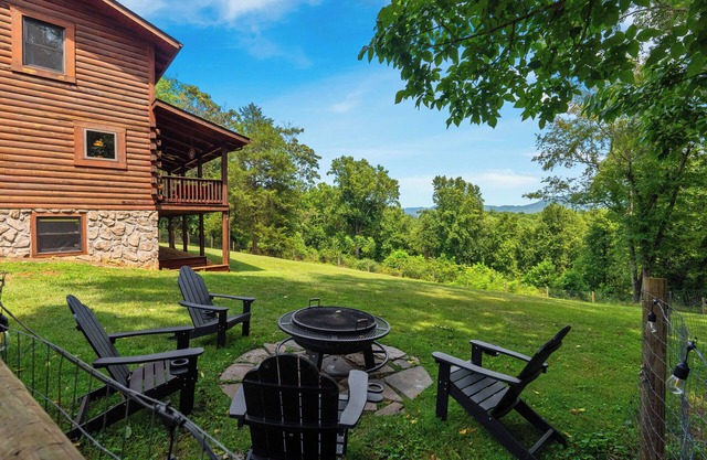 Luxury Cabin on 6 Acres w/Mountain Views Near Nelson 151 & Wintergreen