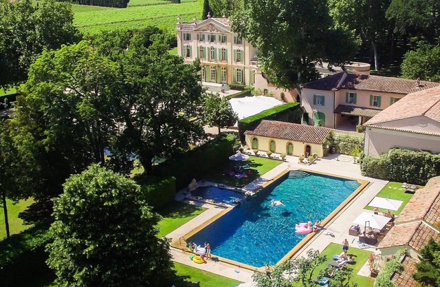 Luxury chateau for rent in Provence