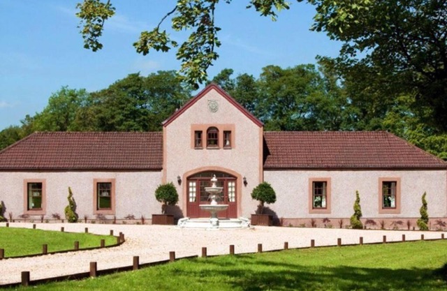 LUXURY COACH HOUSE MANSION THE HEART OF SCOTLAND