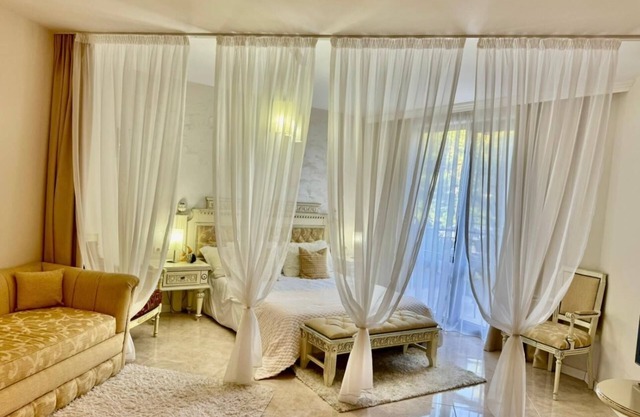 Luxury Coastal Dreams Apartment
