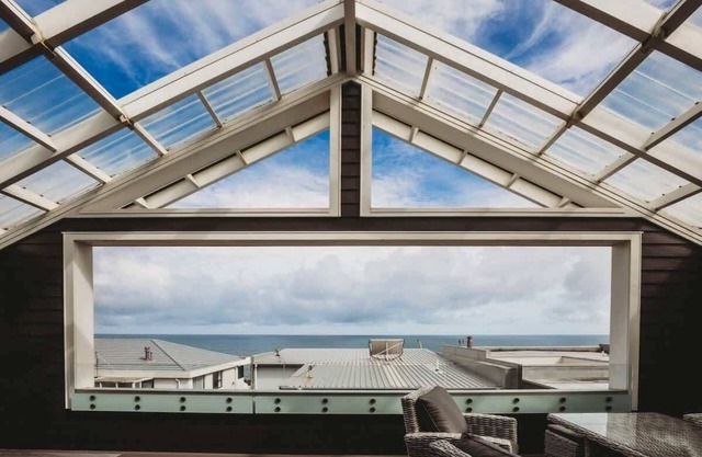 Luxury Coastal Retreat in New Plymouth