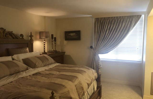 Luxury Condo Apartment/Galleria