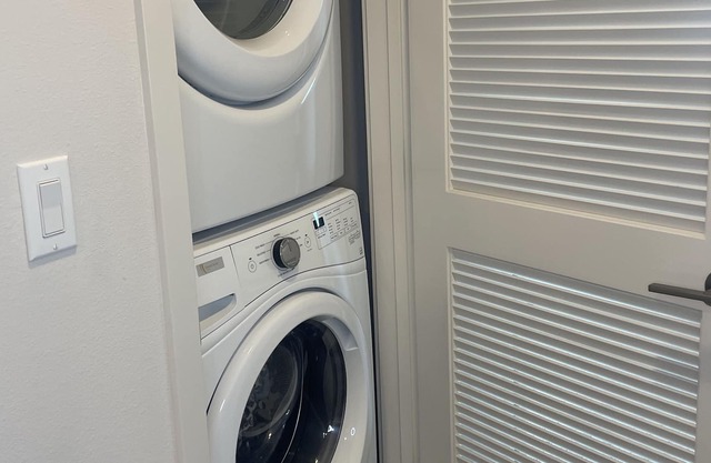 Luxury condo with roof top pool