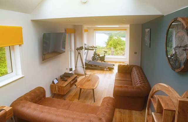 Luxury Cottage With Stunning Views by Fairy Pools!