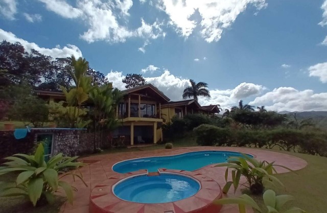 Luxury Home overlooks Arenal Volcano & Lake Arenal & Ceiba Tree