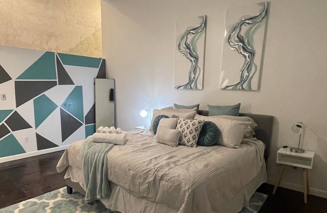 LUXURY DOWNTOWN CONDO “WALKING DISTANCE TO EVERYTHING”.