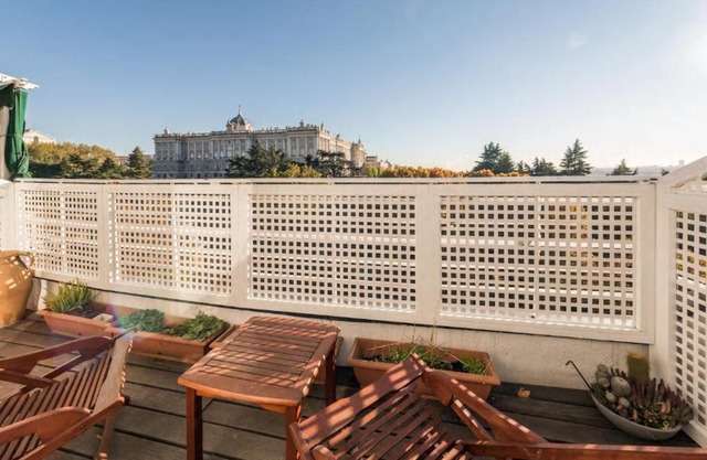 LUXURY DUPLEX PENTHOUSE ROYALPALACE