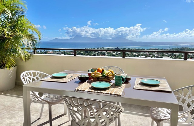 Luxury Eden & SPA - private jacuzzi - Sunset lagoon view - pool - Wifi