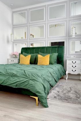 Luxury Emerald Apartments