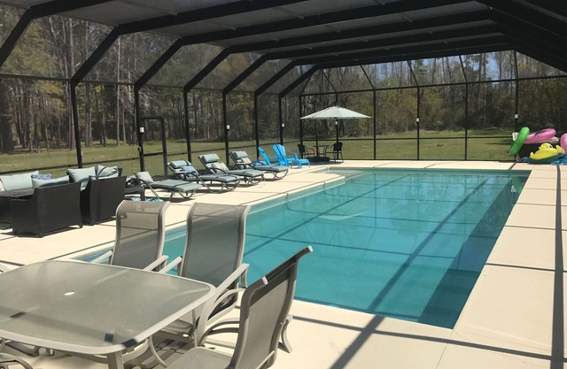 Luxury Estate Living on five acres with a pool minutes from Downtown Beaufort