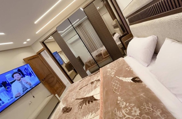 Luxury five stars Duplex in nSheraton airport Cairo .