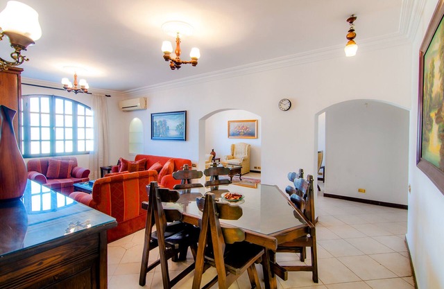 Luxury, Fully Renovated, Spacious 3 BR Apartment Minutes from Cairo Airport