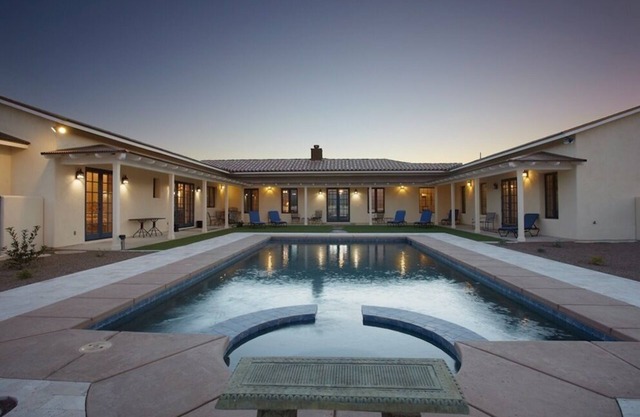 Luxury Hacienda On 5 Acres . Pool & Spa . Gourmet Kit . Golf .