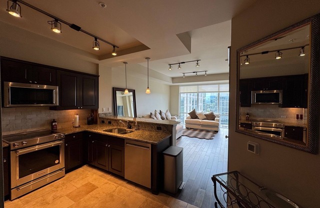 Luxury High-rise Downtown Bellevue Apt