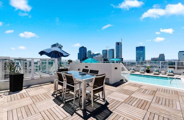 Luxury HighRise Condo | DTLA | Crypto Arena | LACC
