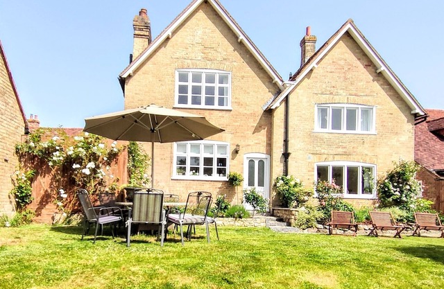 Luxury Historic House/Wood Burning Stove/Wifi/Parking/Parking/Pet Friendly