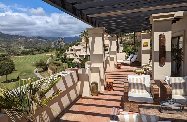 Luxury Holiday Apartment in Capanes del Golf