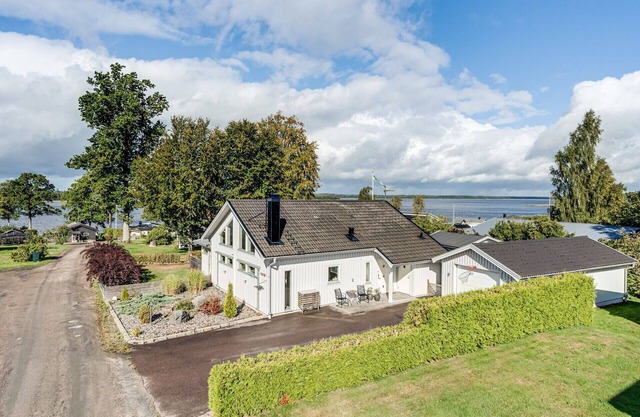Luxury holiday home in Tallbacken with lake views over Bolmen | SE06033