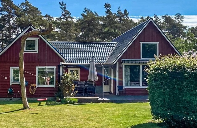Luxury holiday home, just a stone's throw from the sea