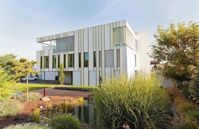 Luxury Holidays Villa EMG Frankfurt Heidelberg 20P