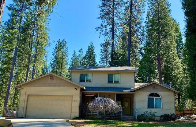 Luxury Home in Blue Lake Springs, Close to Bear Valley and Giant Sequoia Trees
