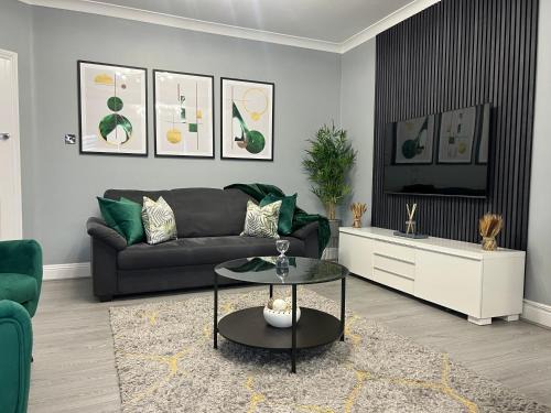 Luxury Home in Greater London - Rainham