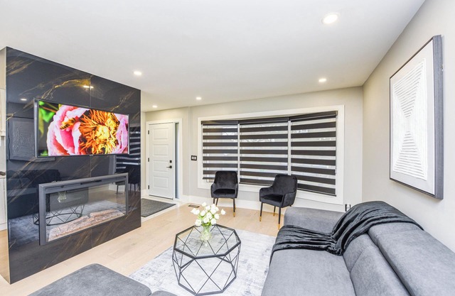 Luxury Home in Mississauga