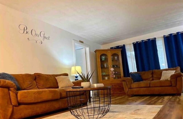 Luxury Home near Notre Dame w/Arcade Room!