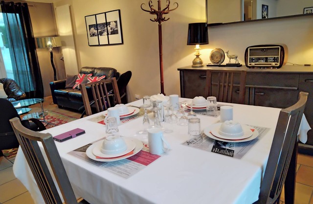 Luxury house close to Disney & Paris wifi & breakfast free.